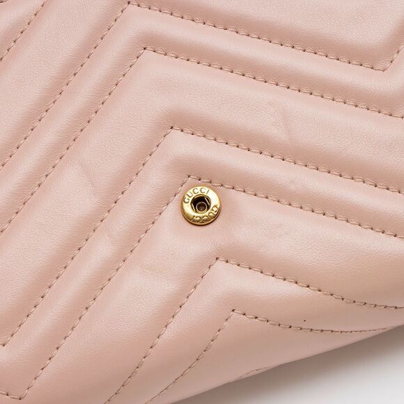 Gucci Matelasse Leather GG Marmont Wallet on Chain - Picture 13 of 14